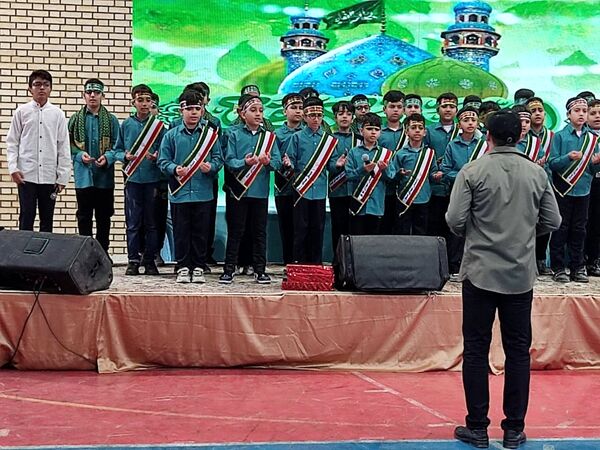 جشن گلریزان در دبستان شهدای بسیج بوشهر