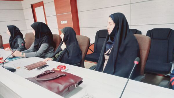 تقدیر از دانش‌آموزان برگزیده علمی‌پژوهشی در اداره آموزش و پرورش شهرستان ملارد