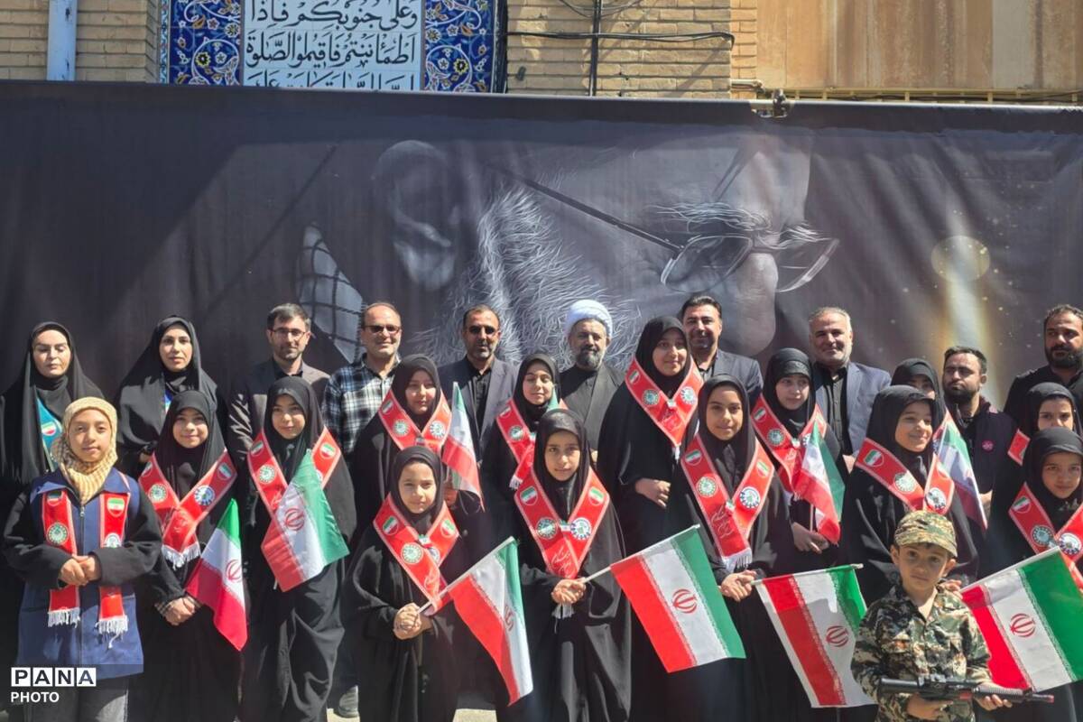  مراسم اربعین امام شهید آیت الله العظمی امام خامنه‌ای مدظله‌العالی در شهرستان  رباط‌کریم