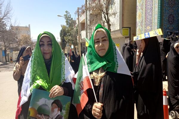 اقامه آخرین نماز جمعه ماه مبارک رمضان با حضور چشمگیر مردم یاسوج