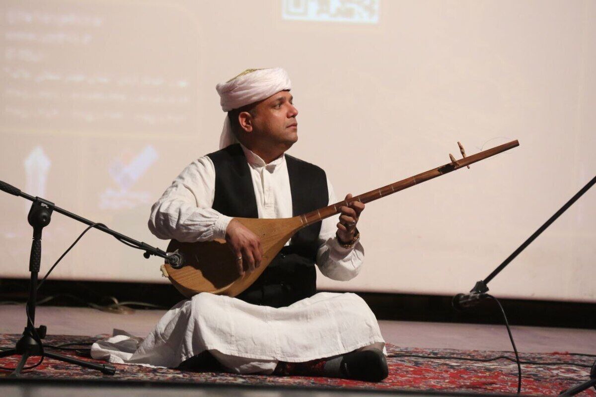 نسل جدید هویت‌گریز است و در هیچ قالبی نمی‌گنجد