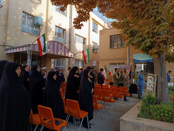 گرامیداشت هفته دفاع مقدس در اداره آموزش و پرورش ناحیه ۳ مشهد