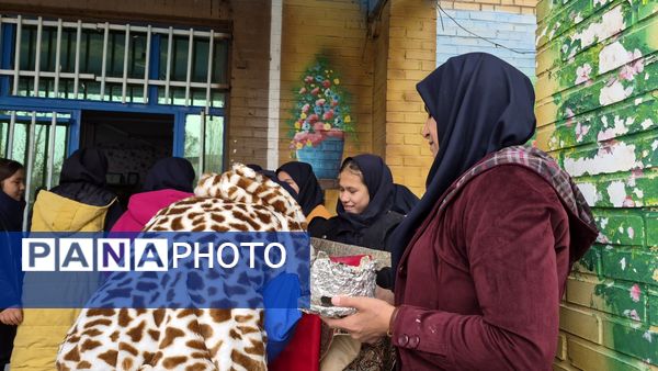 عطر حسینی در مدرسه نوشین بختیاری؛ ورود پرچم متبرک امام حسین(ع) و اجرای پویش «دانش‌آموز حرم‌ساز» در جوادآباد