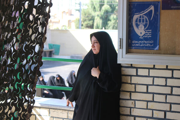 مراسم گرامیداشت هفته دفاع مقدس در دبیرستان شاهد رضویه قم