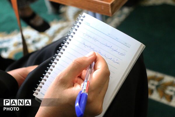 هم‌اندیشی پیشگامان تربیت در کبودرآهنگ