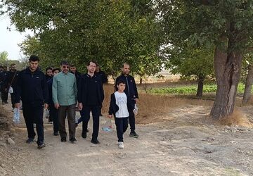 پیاده روی خانوادگی کارکنان بانک سپه