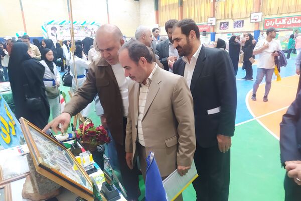 آیین نمادین افتتاحیه فعالیت‌های تابستانی دانش‌آموزان کردستانی