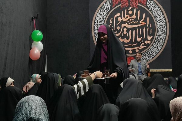 جشن ولادت امیرالمؤمنین امام علی(ع) در مسجد حسین‌بن‌علی قائمیه