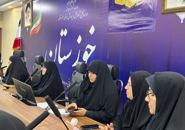 برگزاری کارگاه دانش‌افزایی دیدگاه امام خمینی (ره) به نقش سیاسی بانوان در خانواده و جامعه