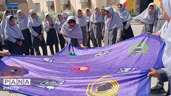 نبض مدارس و محله با «کاروان مهر» کانون عترت خواف 