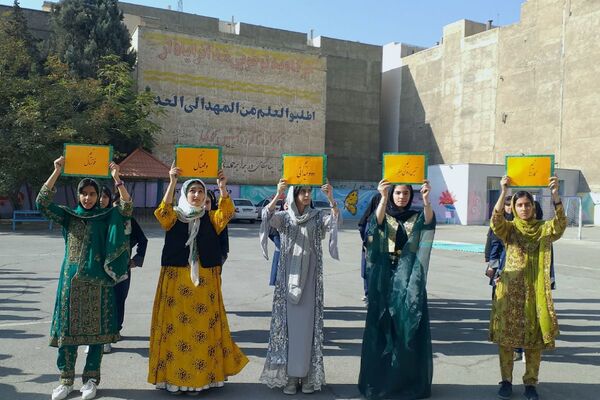 المپیاد ورزشی درون مدرسه‌ای در دبیرستان شهید همت شهرستان ملارد