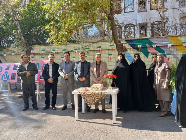 انتخابات شورای دانش‌آموزی در دبیرستان استقلال ناحیه ۶ مشهد