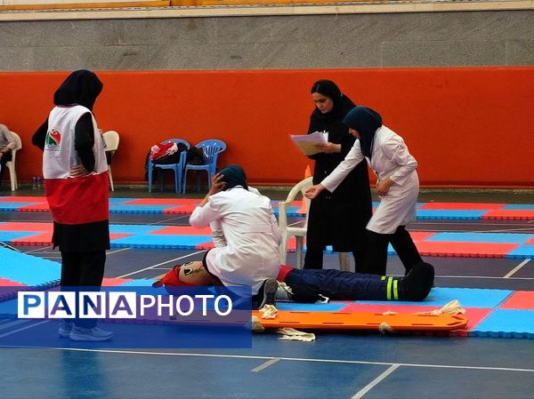 چهارمین دوره رقابت‌های روشهای اموزش علمی و مهارتی مراقبین سلامت