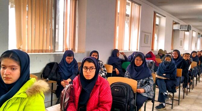 اردوی عملی دفاعی در دبیرستان انقلاب شهرستان ملایر