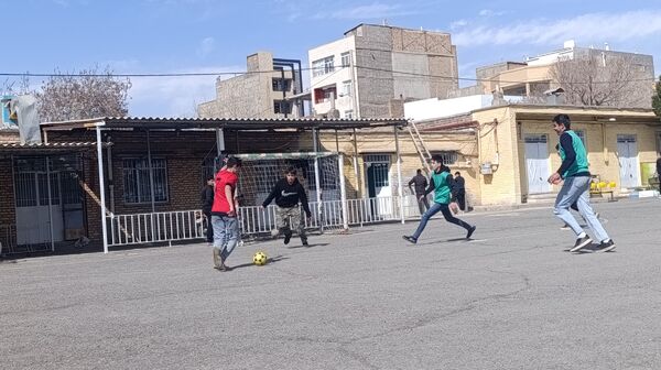 مسابقات درون مدرسه‌ای فوتسال در دبیرستان امام رضا (ع) نیشابور 