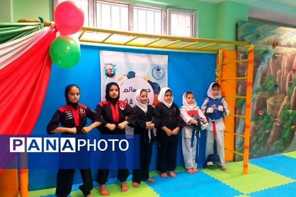 آیین بهره‌برداری از فضاهای ورزشی آموزش و پرورش شهرستان ملارد 