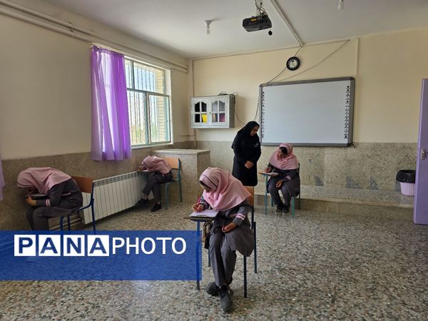 ششمی‌های دبستان کوثر حیدری در تکاپو امتحانات