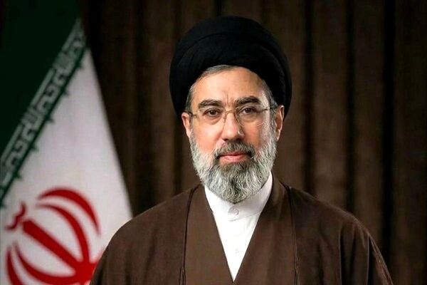 مجلس خبرگان رهبری با انتخاب آیت الله سید مجتبی خامنه‌ای گل طلایی زد