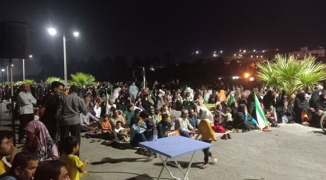 شکوه جشن سه کیلومتری غدیر با حضور دانش‌آموزان در میناب