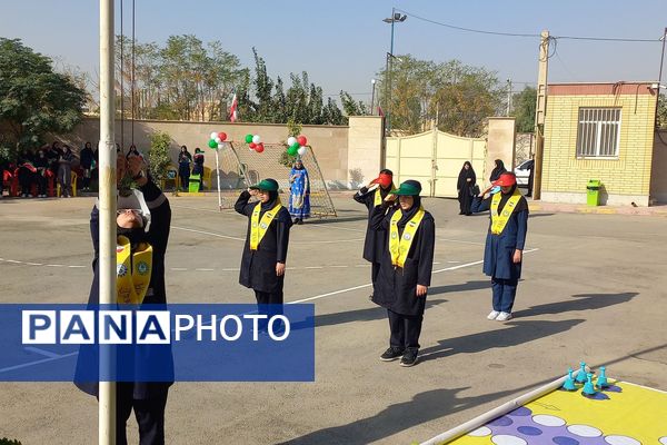 افتتاحیه المپیاد ورزشی درون‌مدرسه‌ای در دبیرستان منتصرین شاهد ورامین