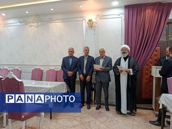 مراسم تجلیل از عوامل هیئت فرهنگیان و دانش آموزی شهرستان کاشمر 