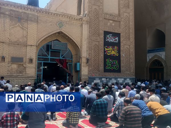 نماز جمعه با حضور پرشور مردم ولایتمدار نیشابور 