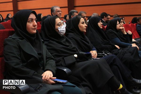 آیین اختتامیه طرح‌ها و برنامه‌های آموزشی بهارستان‌دو