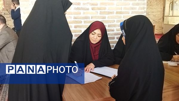 گذری بر حضور ادارات مختلف نیشابور در سومین جمعه آذر ماه 