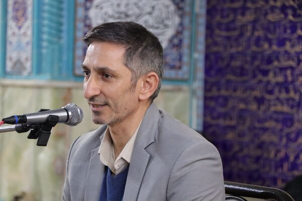 اعتکاف دانش‌آموزی در ناحیه یک بهارستان