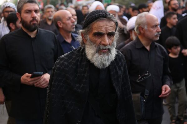 اعلام انزجار مردم قم از یاوه گویی‌های استکبار جهانی با راهپیمایی «عهد خون»