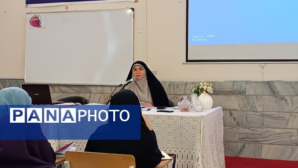 برگزاری کارگاه توانمندسازی معاونان و مربیان پرورشی ناحیه 4 کرج