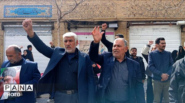 راهپیمایی خشم و نصر مردم نیشابور 