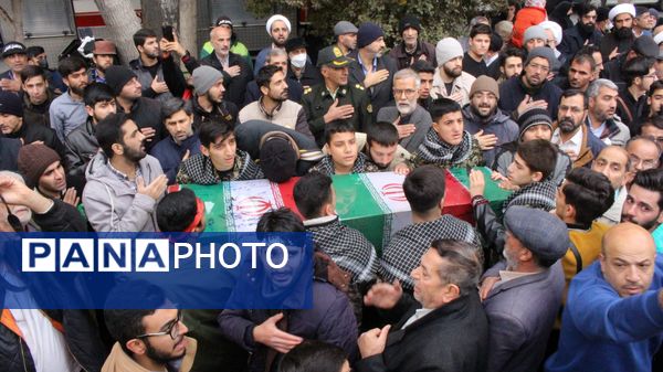 تشییع و خاکسپاری شهید ۱۹ ساله گمنام دفاع مقدس