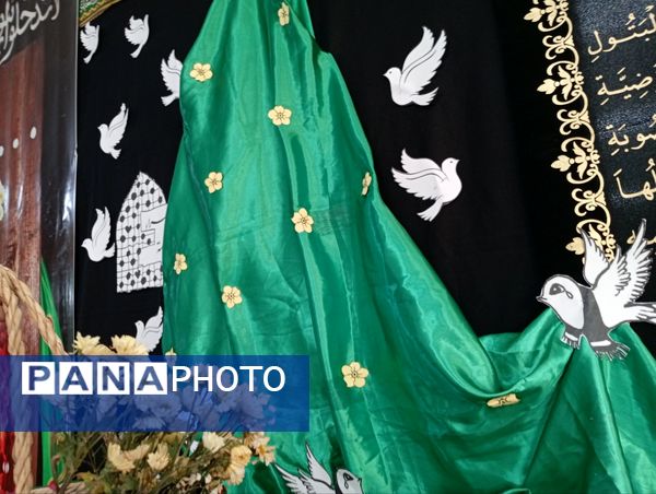 عطر چای به مناسبت شهادت حضرت زهرا (ع) در دبیرستان عطیه 