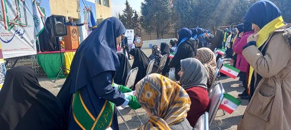  آیین متمرکز جشن نیکوکاری و جشن درختکاری در مدارس استان البرز 