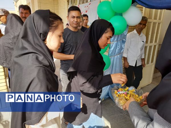 آیین سال تحصیلی جدید در دبیرستان نسیبه شهرستان سملقان