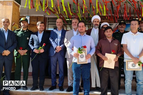 آغاز سال تحصیلی در دبیرستان نمونه دولتی شهدای علم و فناوری با عطر دفاع مقدس