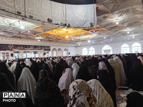 نماز عید سعید فطر در شهرستان کاشمر 