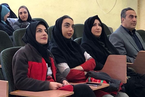 حضور آموزگاران پایه در برنامه‌های آموزشی سلامت و تندرستی(طرح شمیم) ناحیه دو شهرری 