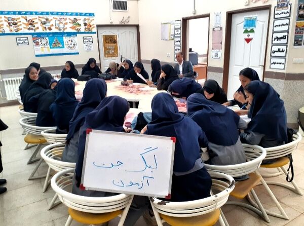 آزمون لیگ‌جت با شعار «جهاد ما جهاد تبیین» در خانمیرزا