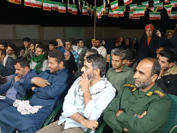 برگزاری جشن دهه فجر در مدرسه راهیان ولایت بشاگرد