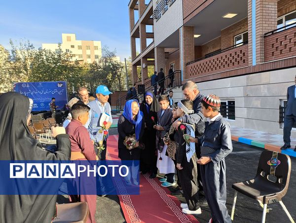 افتتاح هنرستان شهید یاریجانی با حضور یومیکو ایشیکاوا، نماینده سازمان ملل متحد