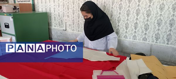 بزرگداشت روز خیاطی در هنرستان تلاش گندمان 