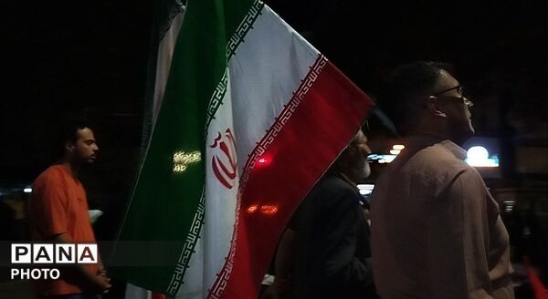 خاطره ۱۶۸ شهید در «۱۶۸ شب»؛ نیشابور میزبان اجتماع پرشور مردم
