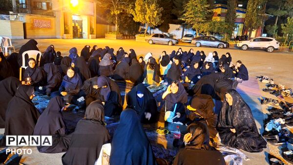  لبیک یا حسین (ع) در دبیرستان مهشید مصلی‌نژاد