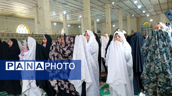 تقدیر از برگزیدگان مسابقات فرهنگی هنری حاجی‌آباد