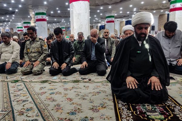 میز خدمت اداره فرهنگ شهرستان ری در مراسم نمازجمعه باقرشهر و کهریزک 