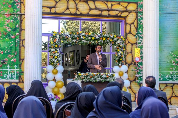 آیین بزرگداشت هفته بهداشت روان و انتخابات همیار مشاوران