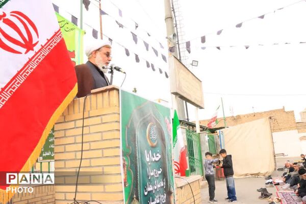 جلوه‌هایی از برگزاری نماز عید سعید فطر در شهر جعفریه قم