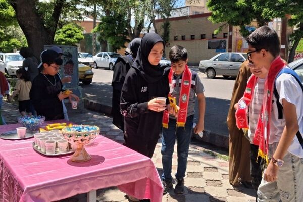 برپایی موکب غدیر کانون دانش‌آموزی شهید مدرس شهرستان سراب 